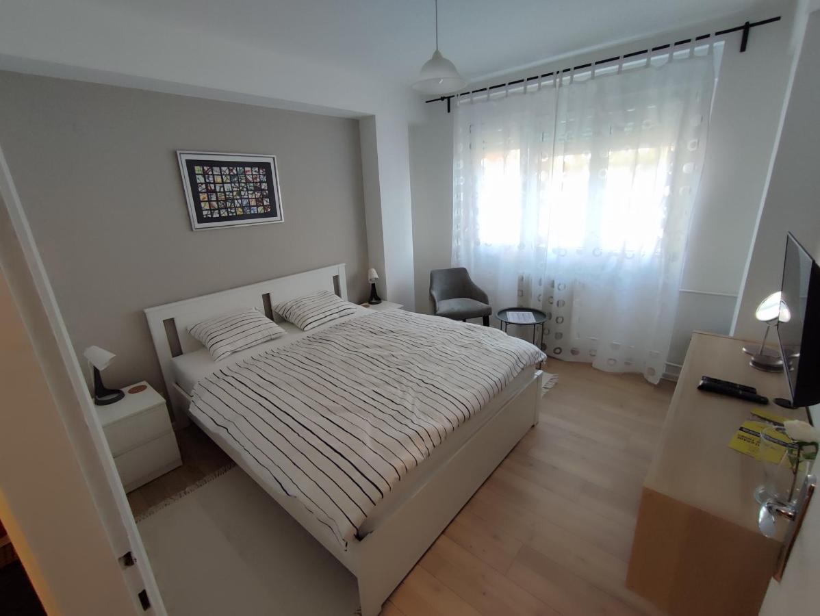 Tasmajdan City Break Belgrado Esterno foto